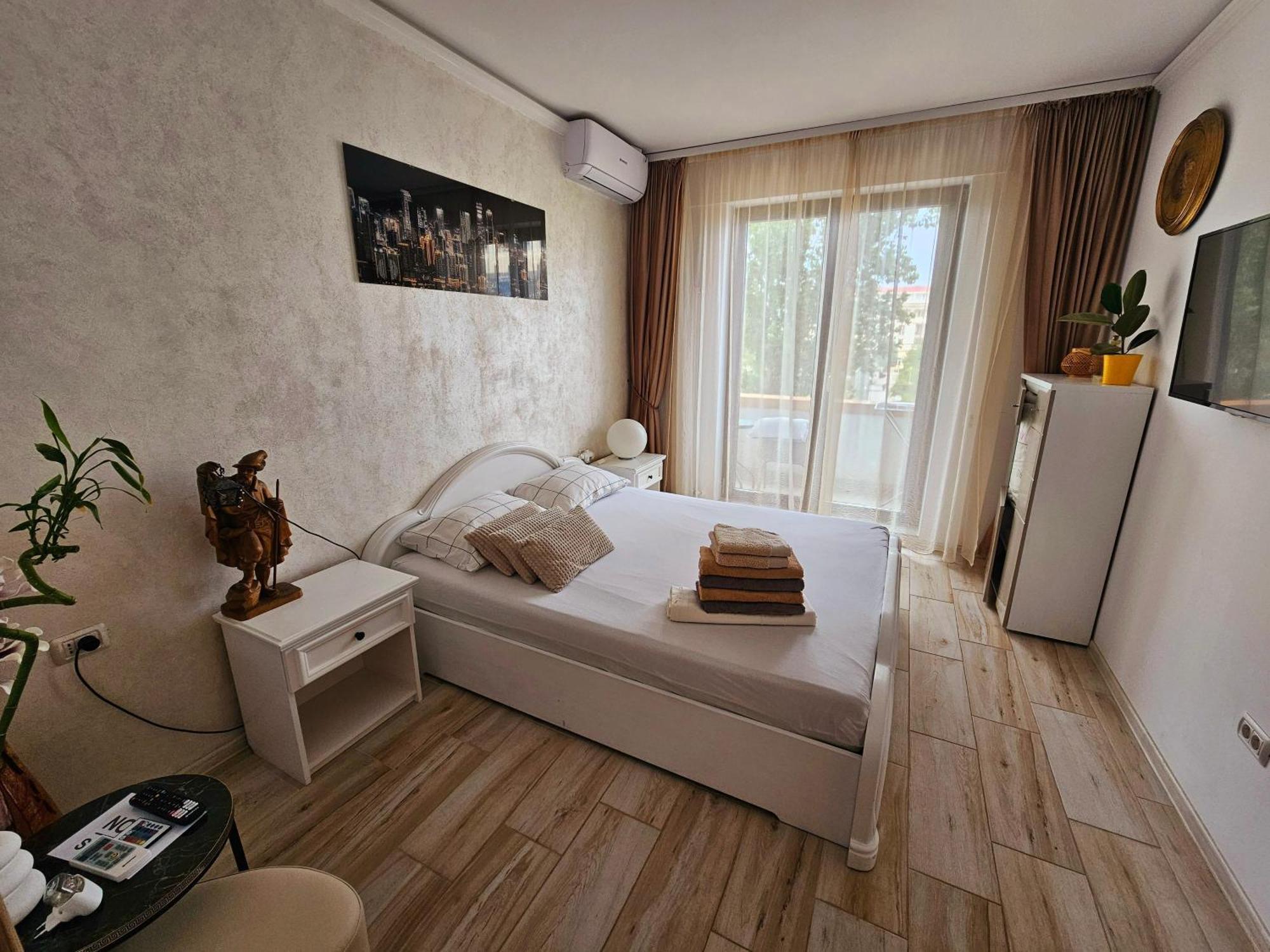 Andrew's Mamaia